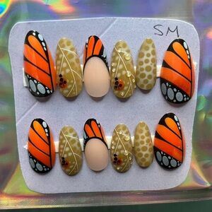 Monarch Butterfly Wing Press-On Nails Small